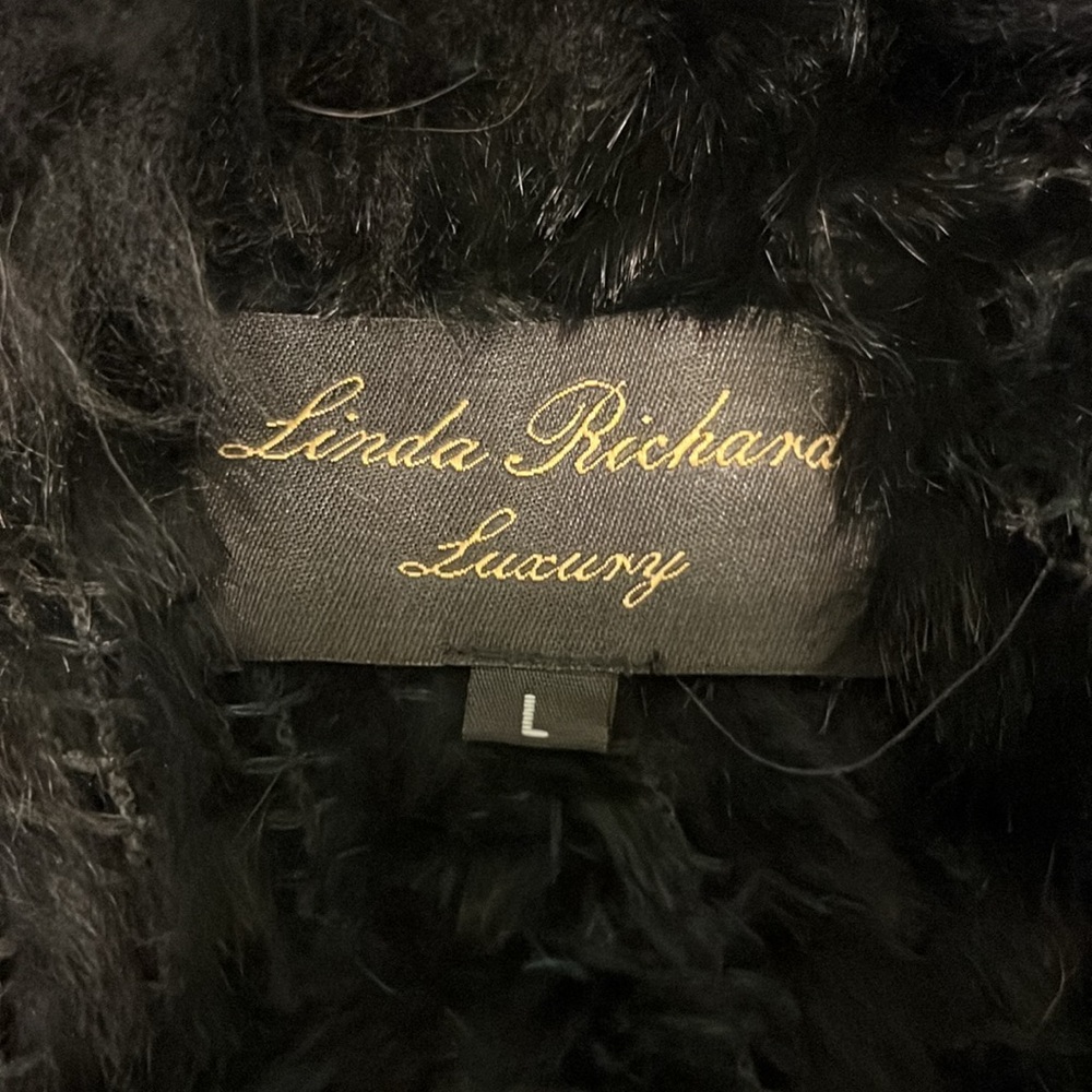 Linda Richards Fur Vest - Picture 7 of 10